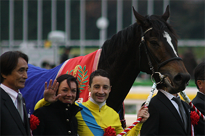 【競馬】ルメールの頭皮が危ない件【画像あり】