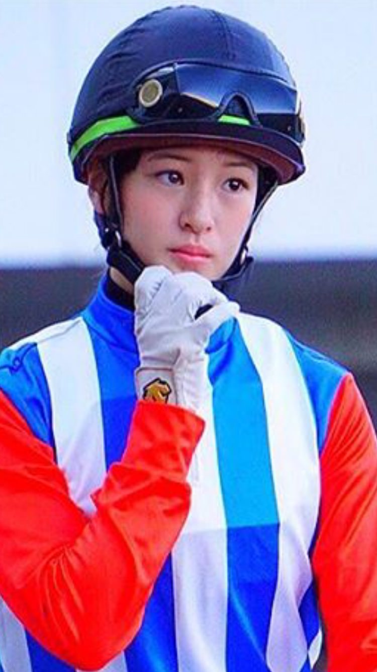 【競馬】菜七子ちゃんが中京競馬場のパドックでブリっ子してた件