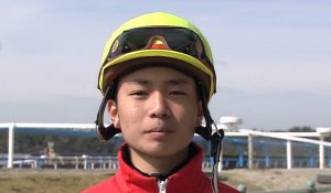 【競馬】新人騎手・川又賢治くん、デビュー2日目にて2人気の馬で落馬 【競馬】新人騎手・川又賢治くん、デビュー2日目にて2人気の馬で落馬