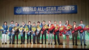 【競馬】ワールドオールスタージョッキーズの集合写真ｗｗｗｗｗｗ
