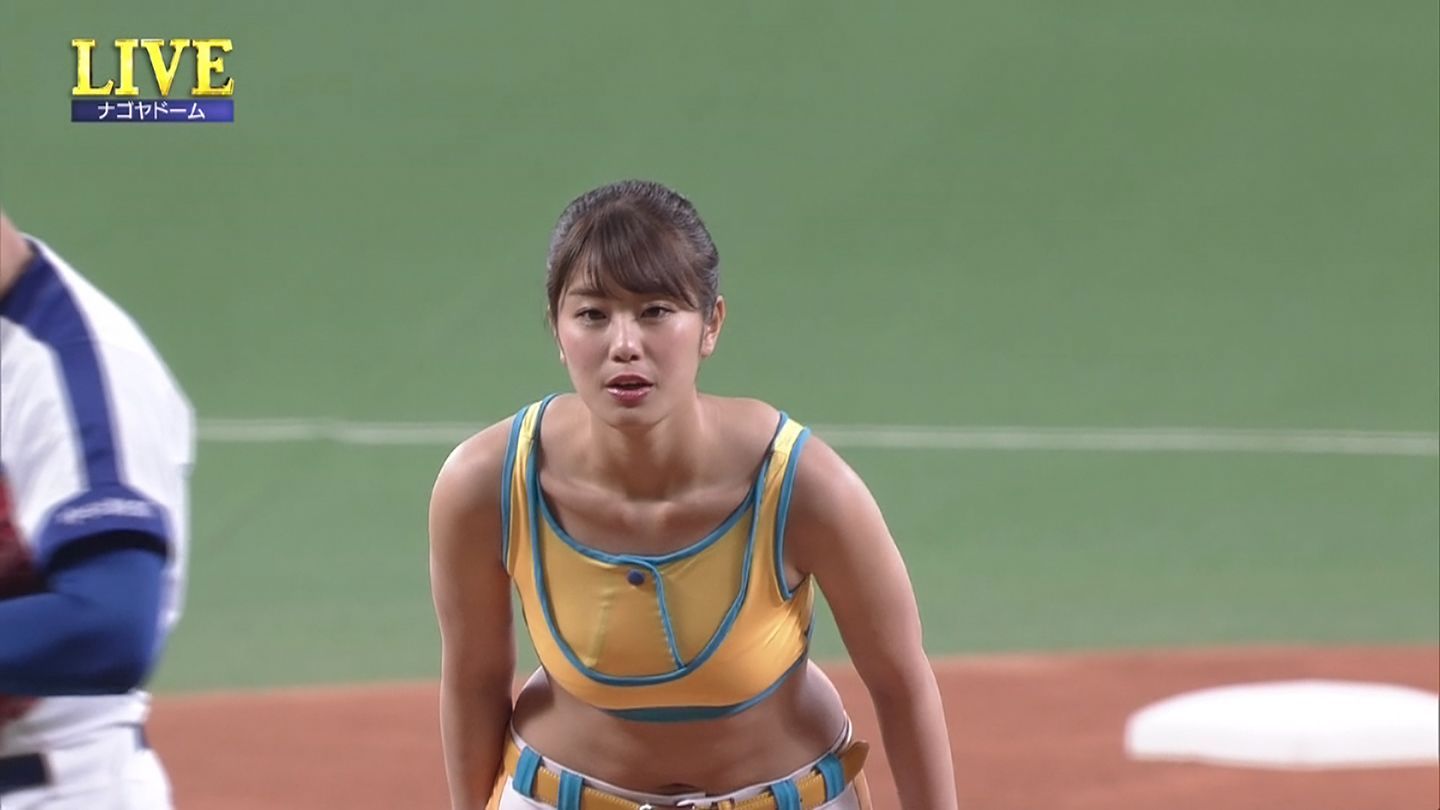 【競馬板】川崎競馬場に稲村亜美が来るらしいけど半ズボンかな？
