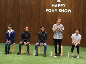 【競馬】ノーザンファームの交流イベントでデムーロと川田が隣同士ワロタｗｗｗｗｗ