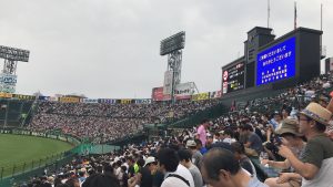 【競馬板】甲子園人多すぎワロタwww