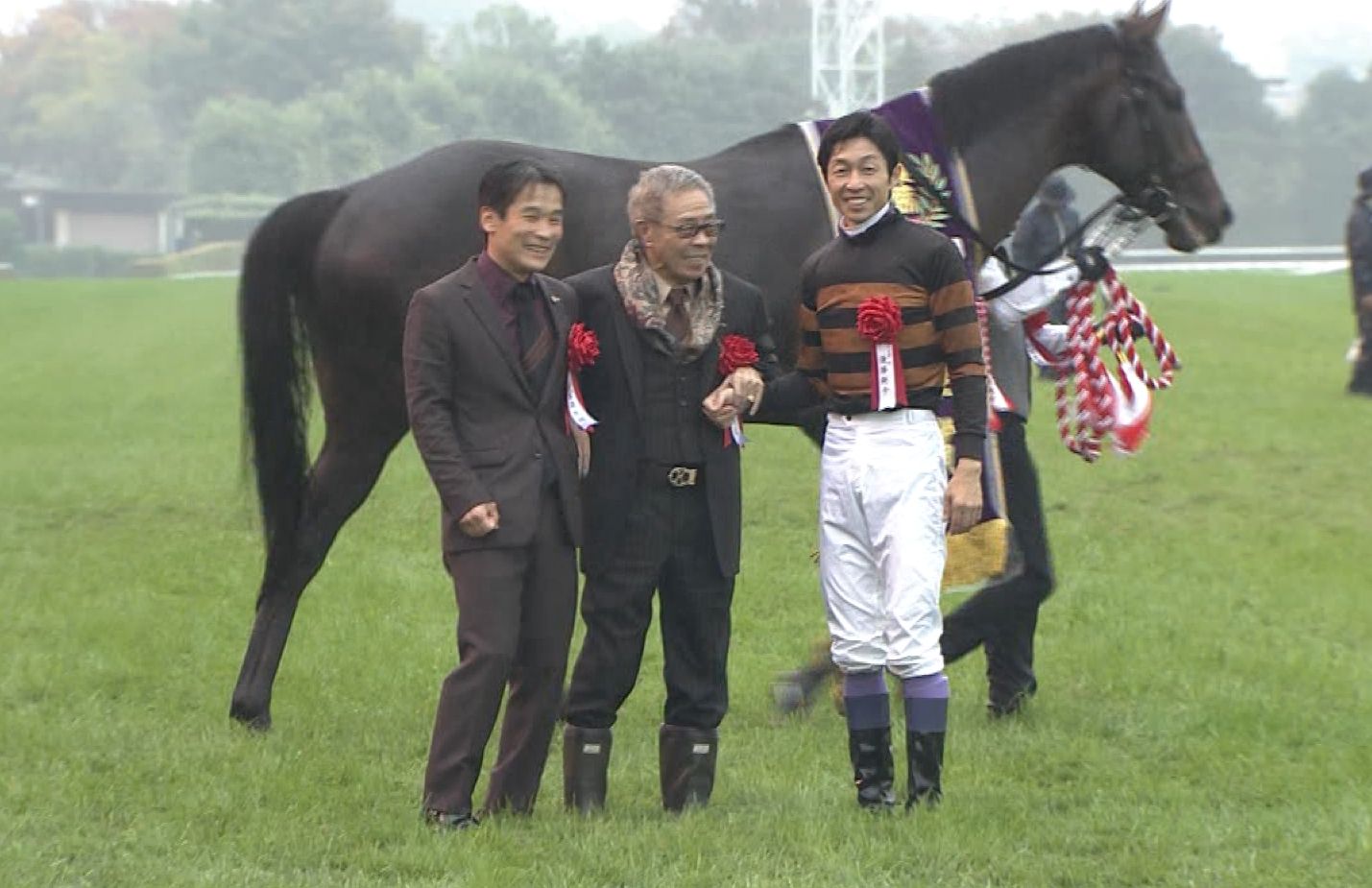【競馬/天皇賞秋】どうして北島三郎は今回だけ祭りを歌わなかったのか？