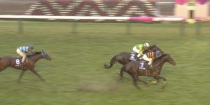 【競馬】キタサンブラック天皇賞春レコード勝利、天皇賞秋もっとも遅いタイムで勝利 【競馬】キタサンブラック天皇賞春レコード勝利、天皇賞秋もっとも遅いタイムで勝利