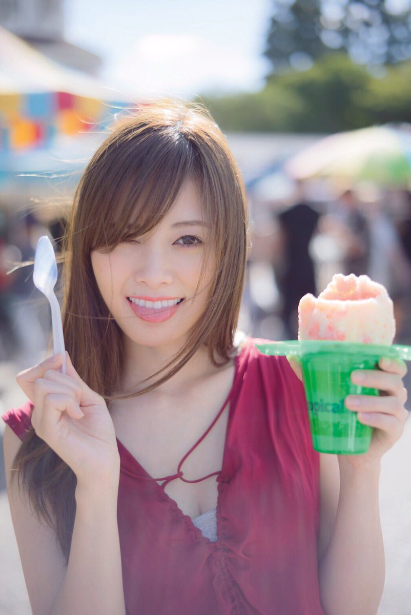 【競馬芸能人】乃木坂46白石麻衣、写真集が講談社史上最高の２５万部を突破　担当「歴史に名を刻む１００年に１度の大ヒット作」