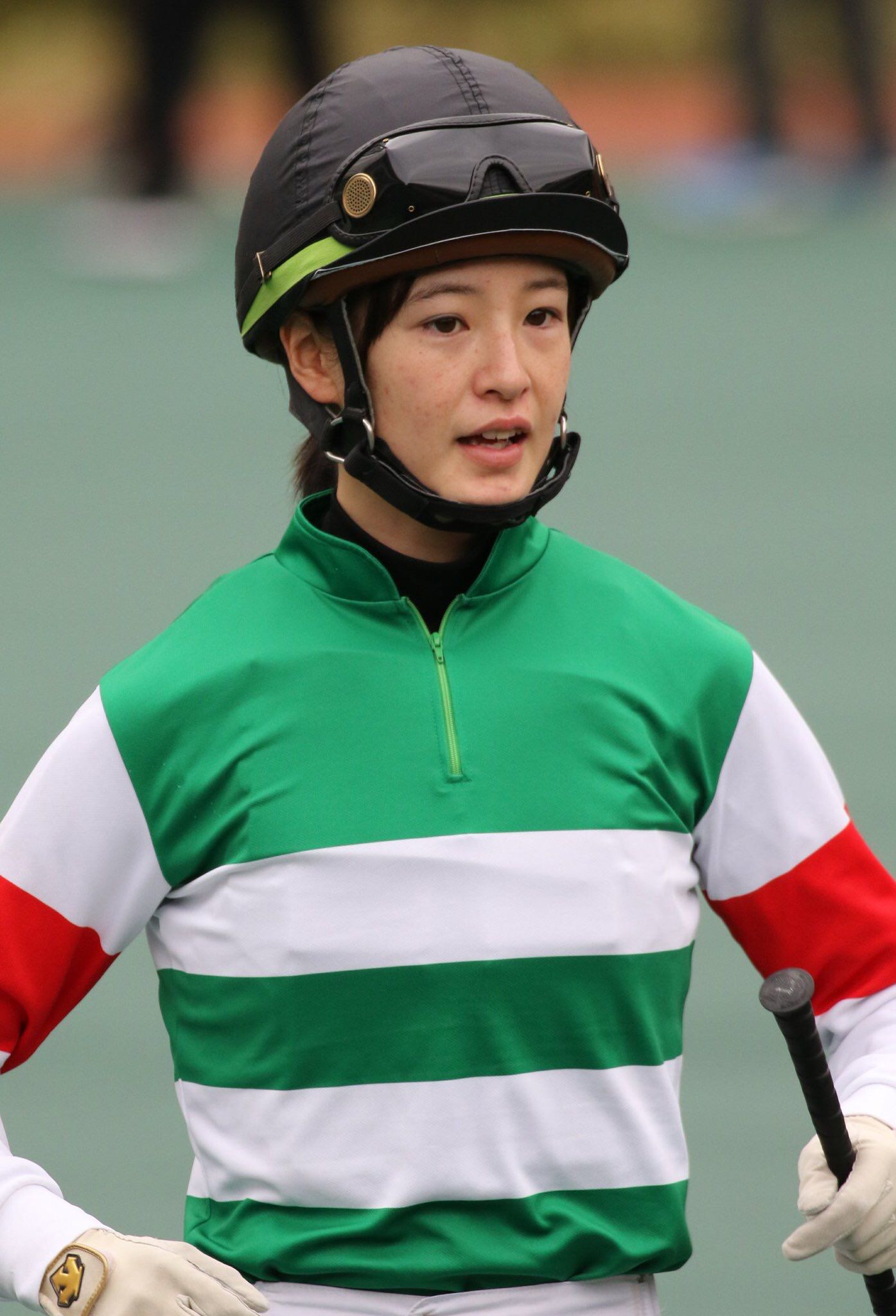 【競馬】菜七子キャロの勝負服似合いすぎ【画像】