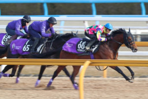 【競馬】藤岡(フ)がワグネリアンの弥生賞1週前の調教に乗ってるんだけど