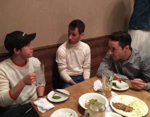 【競馬】[画像] ルメールが餃子食っててワロタｗｗｗｗｗｗｗ