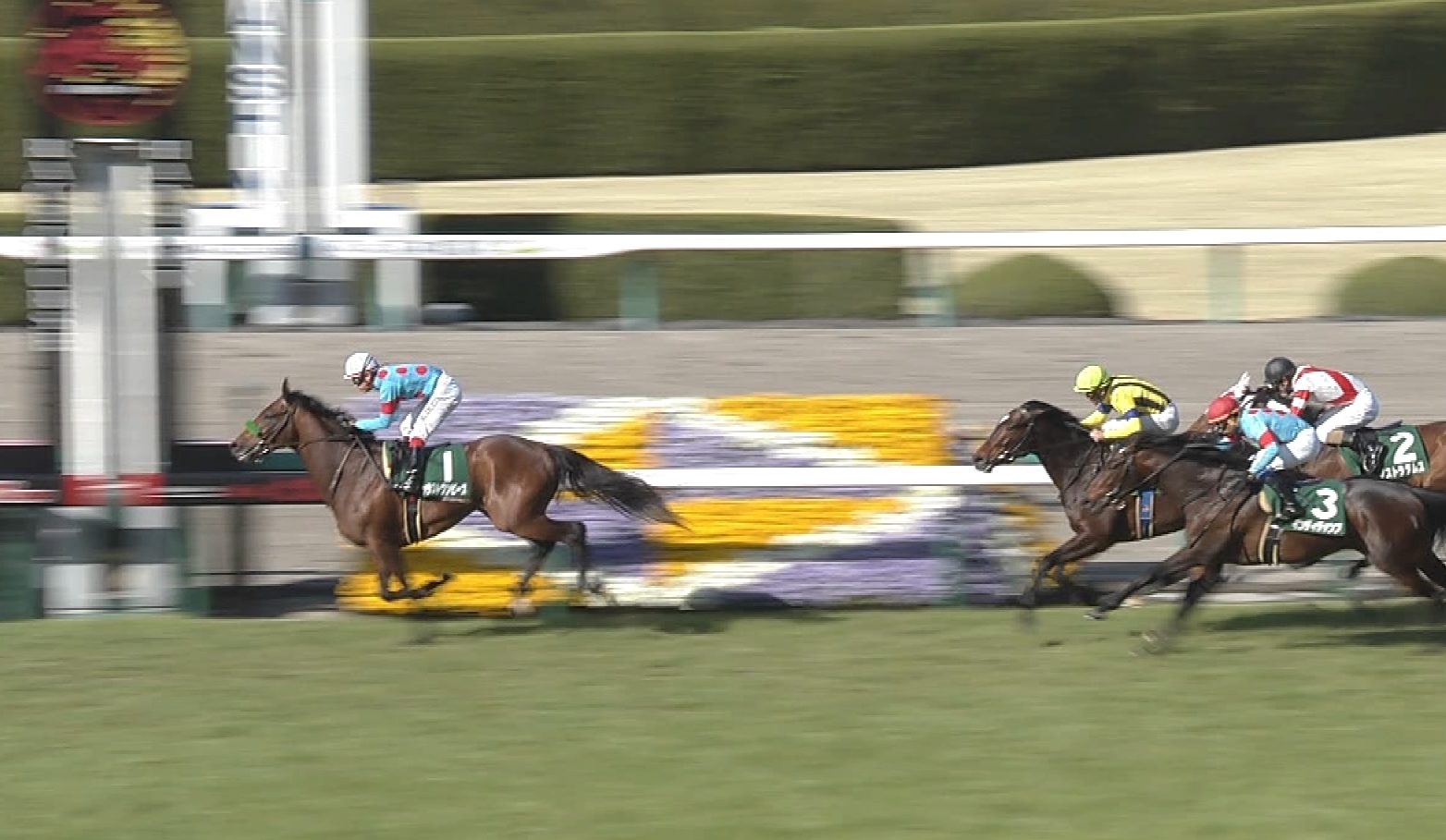 【競馬/日本ダービー】池添「ブラストの最終追い切りどうします?」→大竹調教師「お前に任せる!」 え?調教師の仕事は? 【競馬/日本ダービー】池添「ブラストの最終追い切りどうします?」→大竹調教師「お前に任せる!」 え?調教師の仕事は?