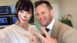 【競馬】[画像] ミルコデムーロ、若い日本人女性と密会写真撮られる
