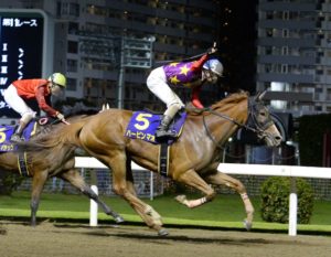 【競馬】[画像] 関東オークスごときでガッツポーズしまくる松岡