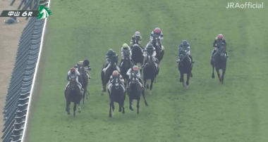 【競馬】[動画] オルフェ産駒シェドゥーヴルの直線の斜行が思った以上に酷い件