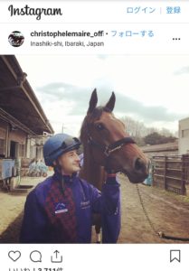 【競馬】日曜に騎乗キャンセルしたルメールさん、元気に調教騎乗wwwwww