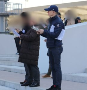 【競馬】[画像] ミナリク、大井の馬券親父になるｗｗｗ