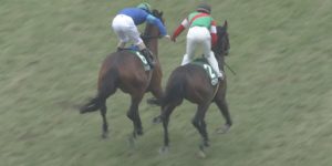 【競馬】2頭でデッドヒートされると後ろの馬はどう頑張っても差せない