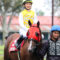【競馬・画像】古川奈穂さん、永島まなみさんら、騎手候補生9人が模擬レース　来年3月デビューへ