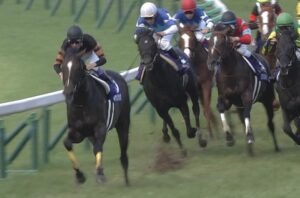 【競馬】キタサンブラック最終追いで条件馬に遅れ。調整失敗か