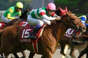 【競馬】ルメール「全盛期の武豊の騎乗フォームは凄く綺麗で一目見てしびれて憧れた」 【競馬】ルメール「全盛期の武豊の騎乗フォームは凄く綺麗で一目見てしびれて憧れた」